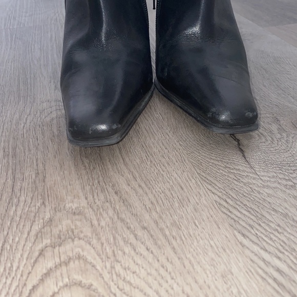 Square toed length boots - Picture 2 of 4